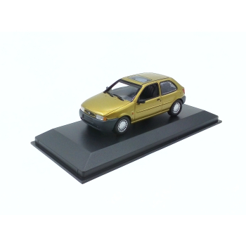 Ford Fiesta 1995 gold metallic - skala 1:43 - Maxichamps
